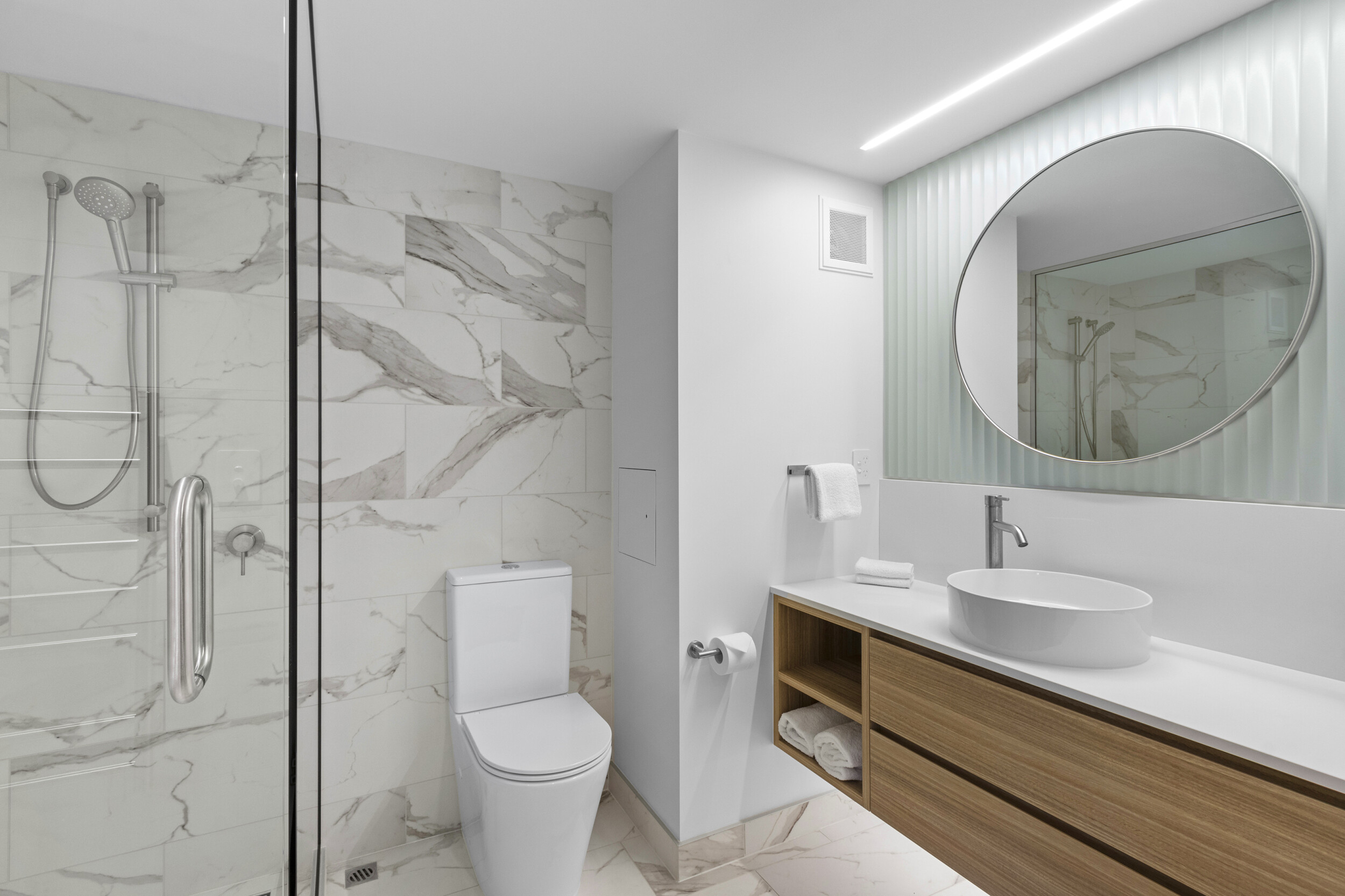 Superior Room Bathroom